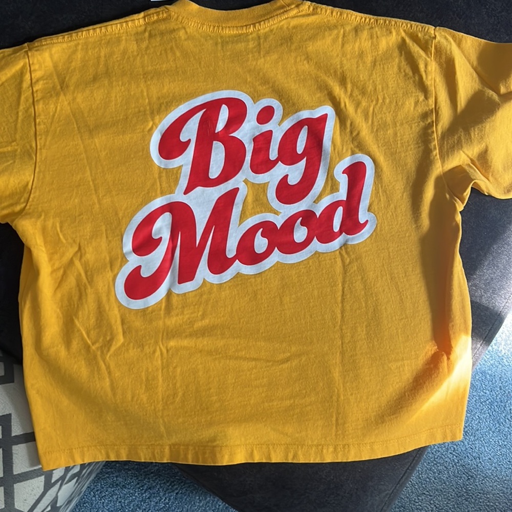 Obey BIG MOOD Yellow/Gold boxy tee, oversized XS.